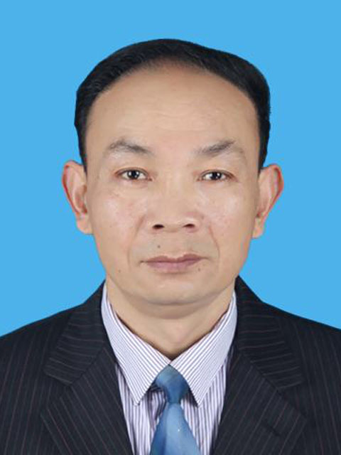 令狐云龙